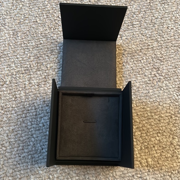 EMPTY David Yurman Necklace Box, Bag, Pouch, Ribbon, Folio. Like New, Great Deal - Picture 3 of 15